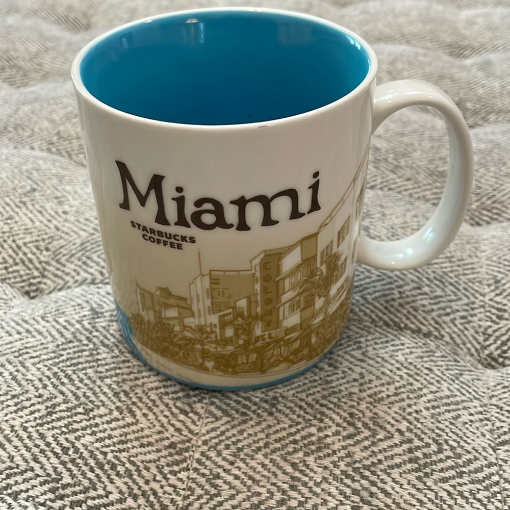Starbucks Miami 16 oz mug